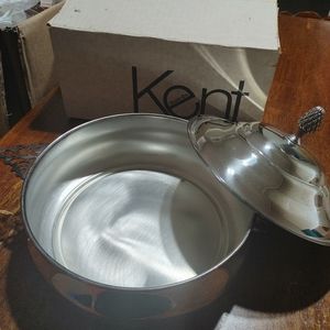 Kent Silversmith's Pyrex Serving Bowl Holder